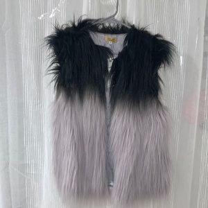 Vici Faux Fur Ombré Vest NWT